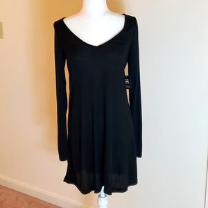 Express black V neck ribbed long sleeved Light fleece dress